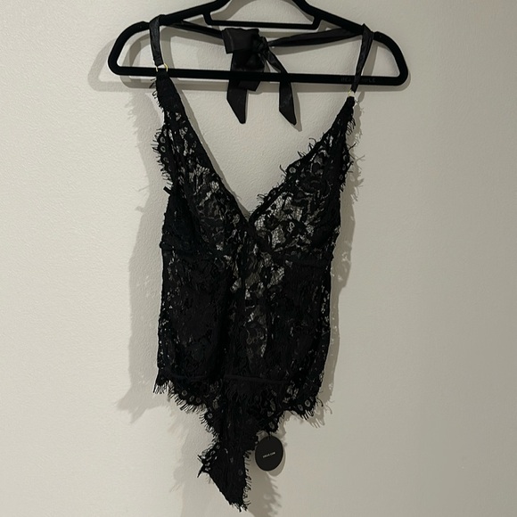 NWT Unforgettable Romance Black Sheer Lace Halter Bodysuit in Women’s Size Large - Picture 6 of 12